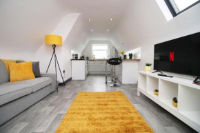 Perfect city Centre Apartment free permit parking